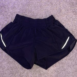 Lulu black Hotty hot shorts size 2!!!